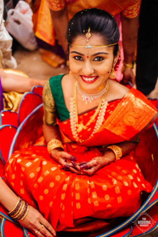 best photographers for wedding bangalore roopasi and anil